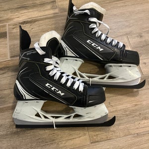 Used CCM Size 3 Tacks 9040 Hockey Skates