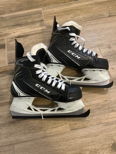 Used CCM Size 3 Tacks 9040 Hockey Skates