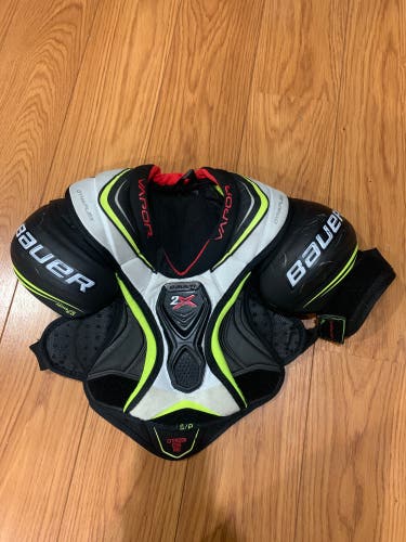 Used Small Bauer  Vapor 2X Shoulder Pads