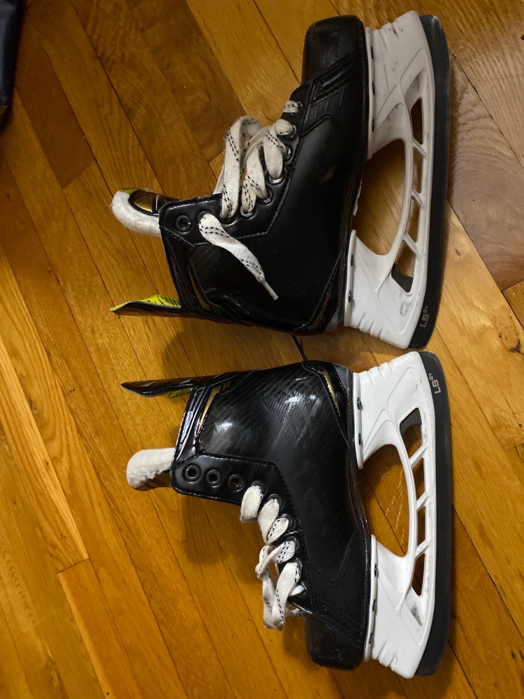 Used Bauer Size 3.5 Supreme Ignite Pro Hockey Skates