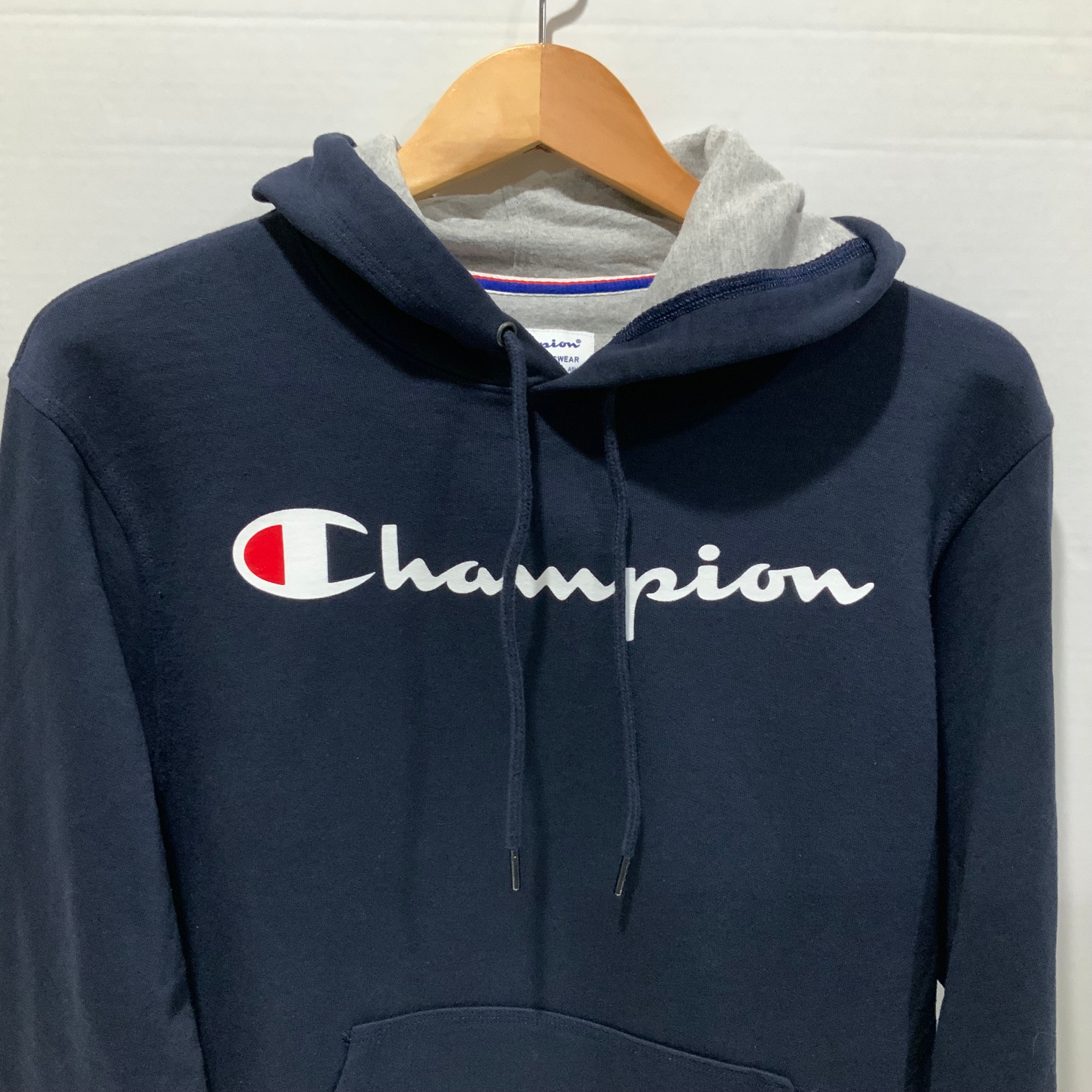 Champion Unisex Hooded Pullover Graphic Logo Sweatshirt - Navy Blue - Adult Small
