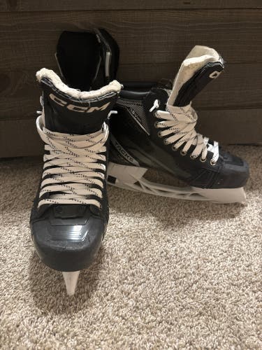 Senior Used CCM Tacks ASV Pro Hockey Skates Regular Width Pro Stock Size 7