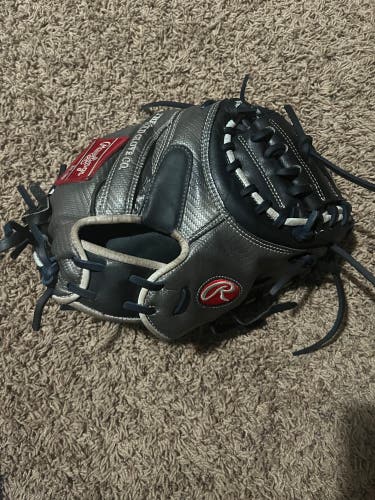 Used 2019 Right Hand Throw 34" Heart of the Hide Baseball Glove