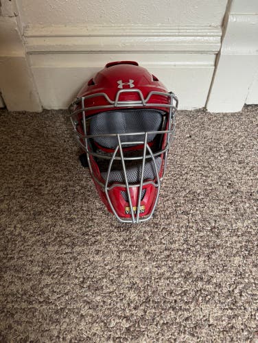 Under Armour Catcher's Mask
