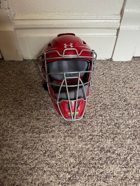 Under Armour Catcher's Mask