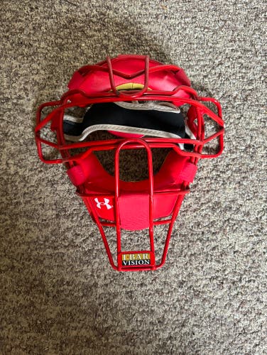 Under Armour Catcher's Mask