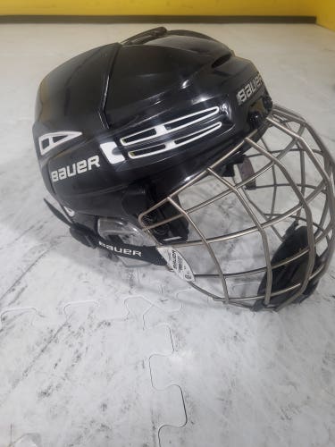 Used Small Bauer Re-Akt 100 Helmet