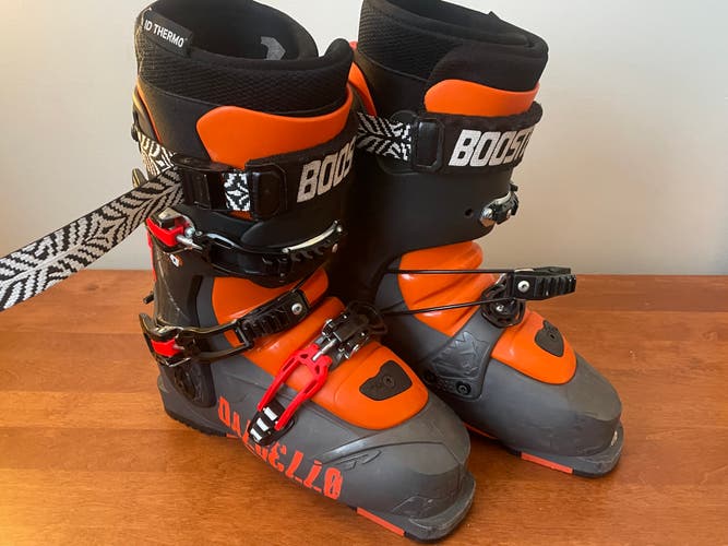 Used Dalbello Powder Lupo 130 Ski Boots Stiff Flex