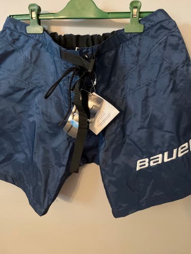 New Men’s Large Goal Shell