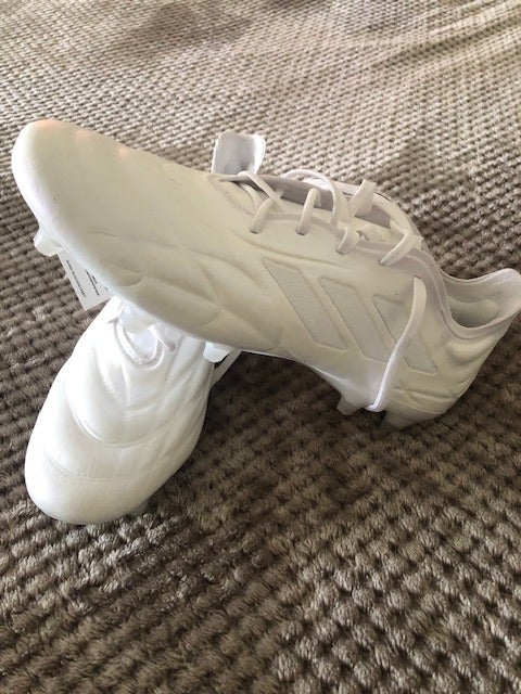 White Men's New Size 8.5 (Women's 9.5) Turf Cleats Adidas copa pure 1 Cleats