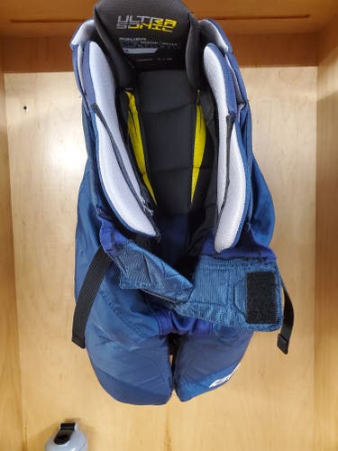 Senior Used Medium Bauer Supreme Ultrasonic Hockey Pants