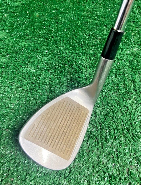 Master Grip Lob Wedge Tour Series 60 Degrees MG RH Stiff Steel 35.25 Inches