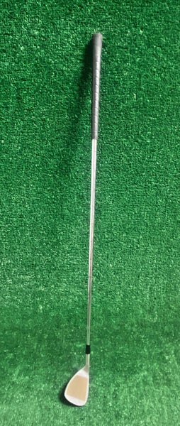 Master Grip Lob Wedge Tour Series 60 Degrees MG RH Stiff Steel 35.25 Inches