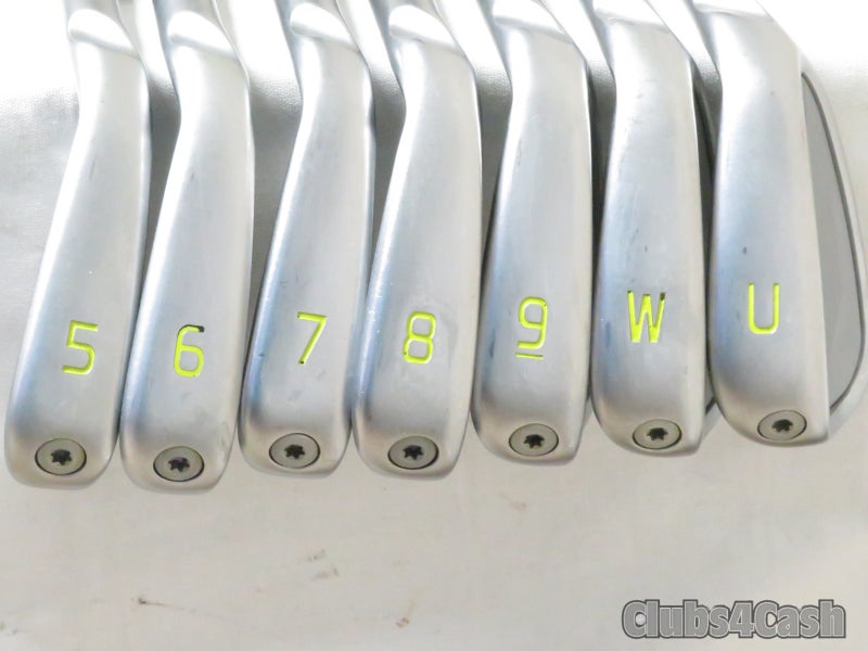 PING i230 Irons Blue Dot Aerotech SteelFiber i125CW Stiff Flex 5-P