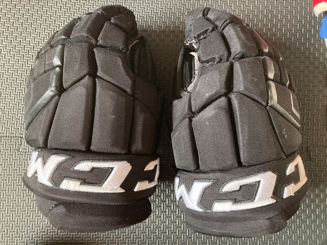 Used CCM 30k Gloves 13"