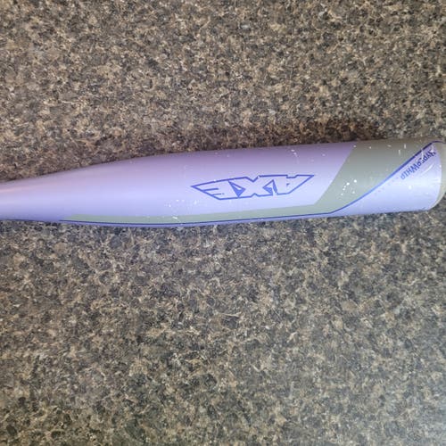 Used AXE Fastpitch Danielle Lawrie L136H Bat 16 oz 28"