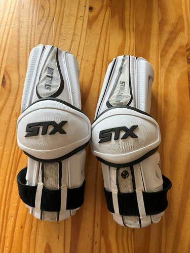 Adult Used Large STX Stallion 500 Arm Pads