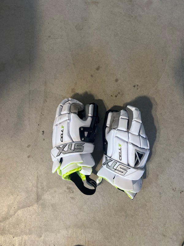 STX Medium Cell V Lacrosse Goalie Gloves