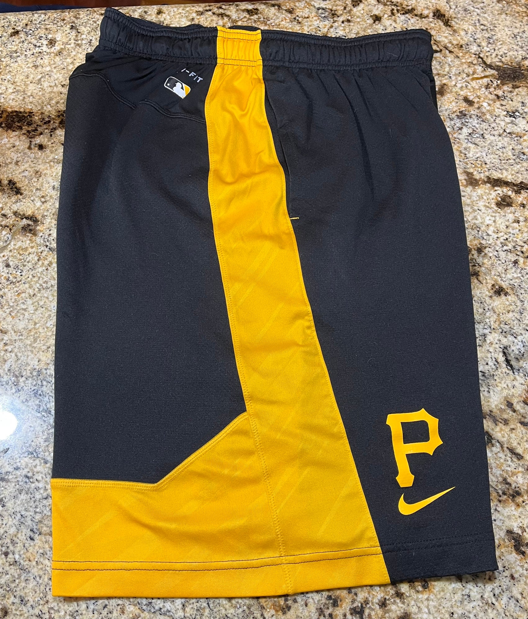 Pittsburgh Pirates Nike Performance Shorts