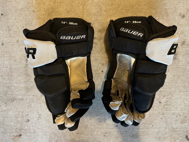 Rogle BK SHL Bauer Supreme 1S Pro Stock Hockey Gloves Green 14 |  SidelineSwap