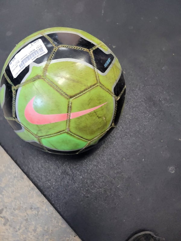 Used Nike React 5 Soccer Balls