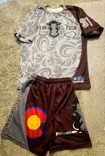 Maroon Youth Colorado Warthogs Full Kit: Shirt, Shorts, & Reversible Jersey No. 31