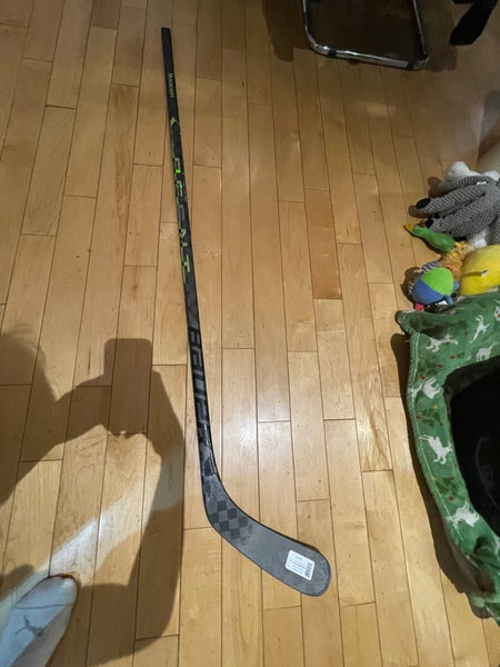 Bauer Nexus 1000 Hockey Stick Review – Hockey World Blog