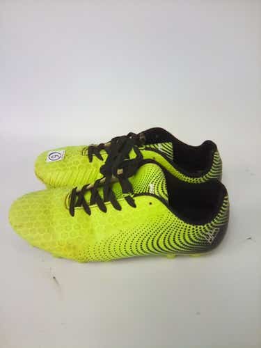 Used Vizari Junior 05 Cleat Soccer Outdoor Cleats