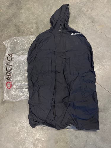Arctica Adult Small Starting Gate Cloak