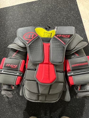 Used Small Warrior Ritual G4 Pro Goalie Chest Protector