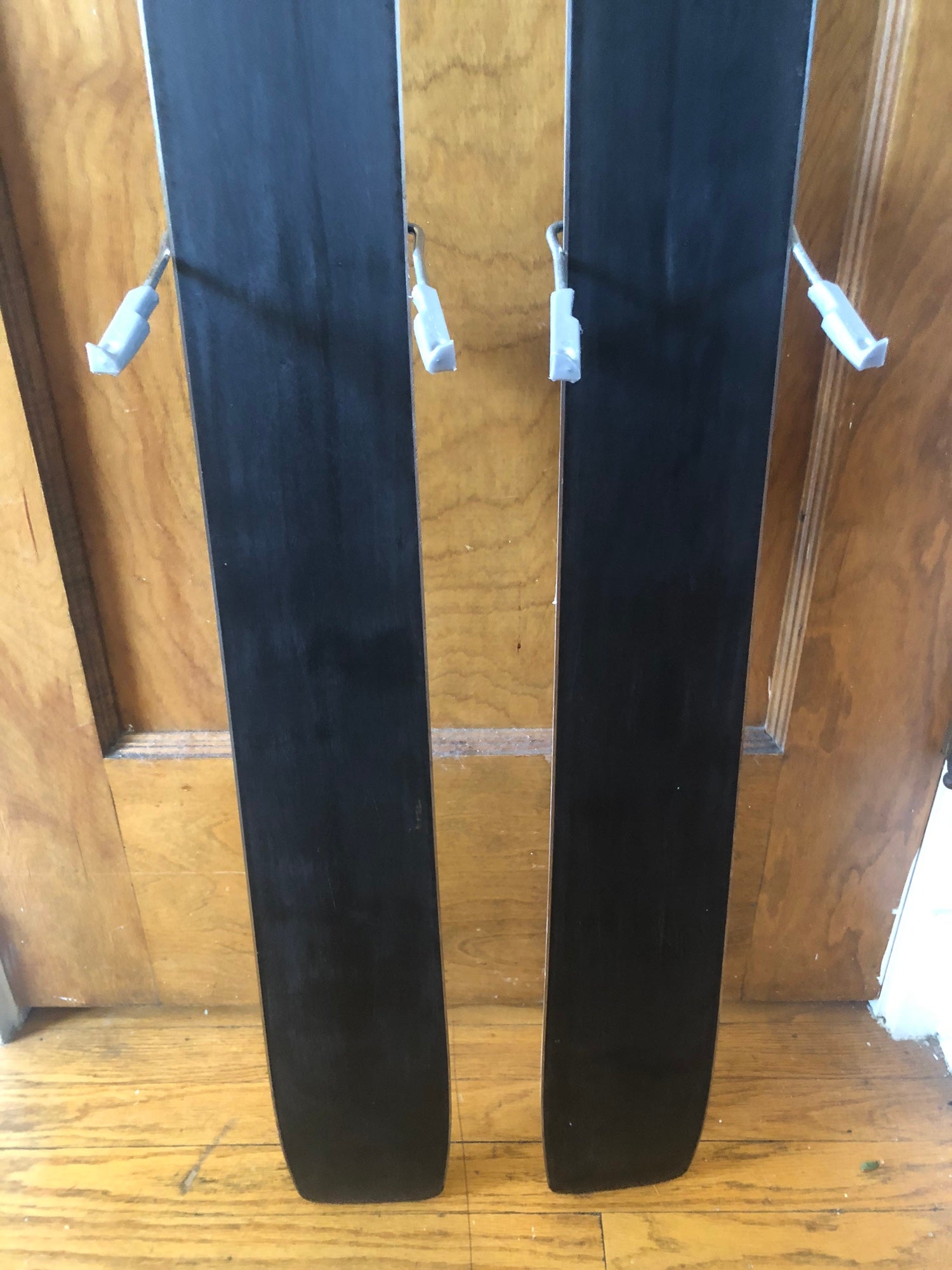 Volkl 100Eight 181cm with Salomon Z12 Bindings | SidelineSwap