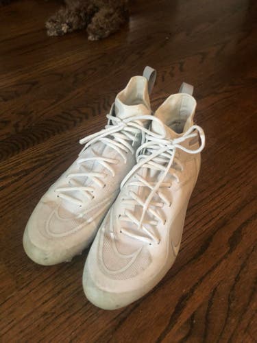 Men's Nike Alpha Huarache 8 Elite Lacrosse Cleats - grey/white men's size 11(excellent condition)