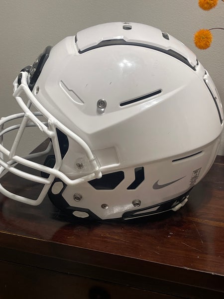 Schutt Men's Varsity F7 FTD Football Helmet