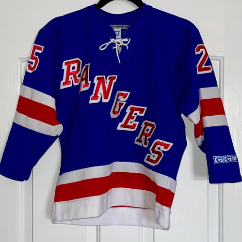 Youth Vintage CCM NHL New York Rangers Petr Prucha (#25) Jersey (Youth S/M)