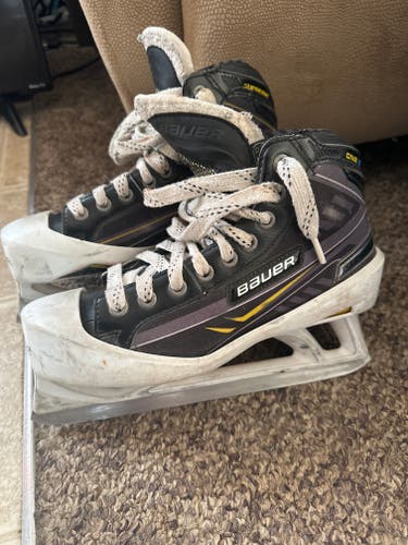 Senior Used Bauer Supreme One.9 Hockey Goalie Skates Regular Width Size 5.5