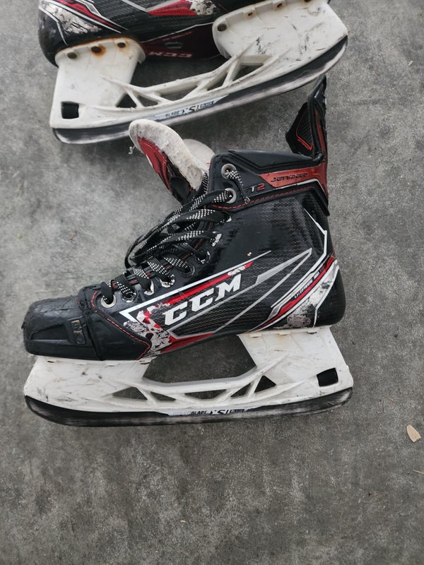 Senior Used CCM JetSpeed FT2 Hockey Skates Regular Width Size 8.5