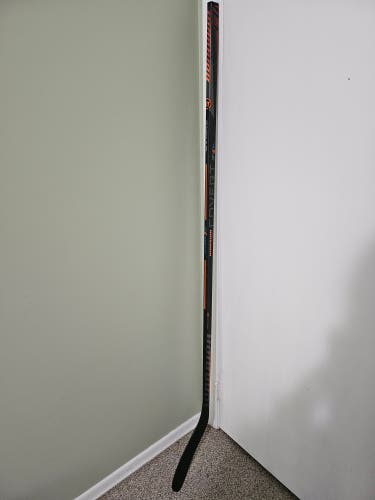 Used Warrior Right Handed Covert QRE SL Hockey Stick