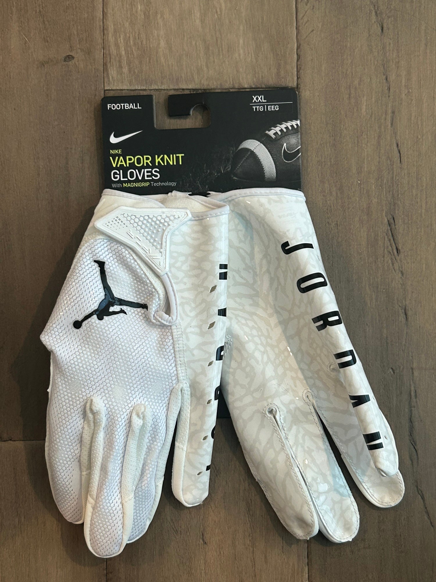 SALE $45! New (white with grey) Nike Vapor Elite Lacrosse Gloves