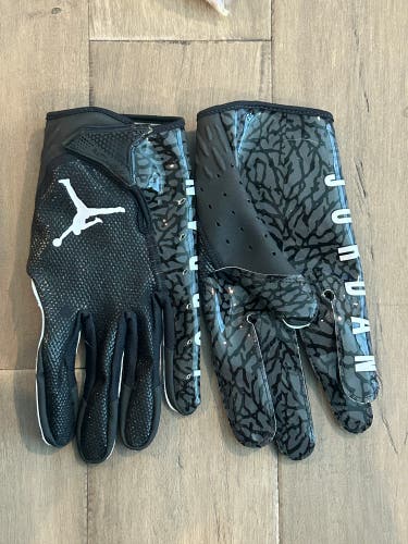 2XL  Nike Vapor Jet Jordan Football  Gloves Black With Magnigrip Brand New NWOT