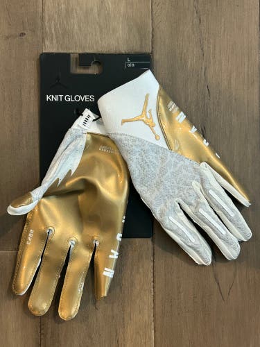 Nike Jordan Vapor Knit 4.0 NEW Mens White Gold Receiver Football Gloves Size L
