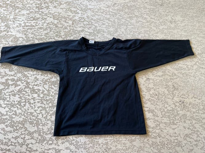 Black Used Youth Medium/Large Bauer Hockey Jersey