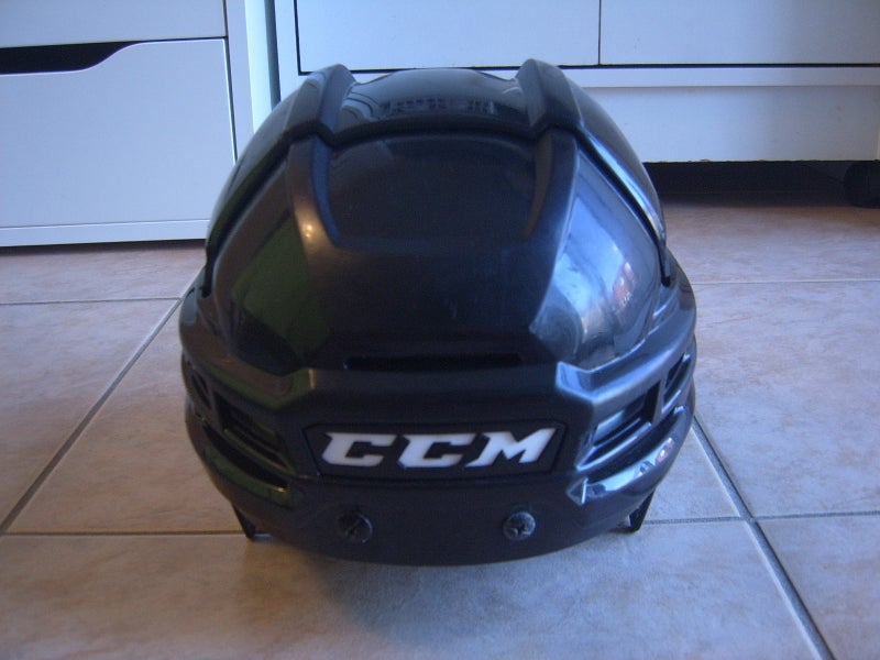 Great Condition CCM Tacks 910 Senior Hockey Helmet size Medium