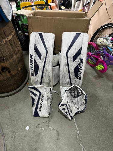34 +2 Bauer supreme One.9 goalie set with Brian Med goalie pants