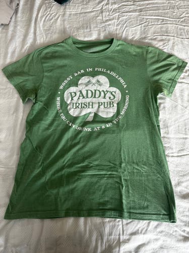Paddy’s Pub Used Graphic Men's Tee