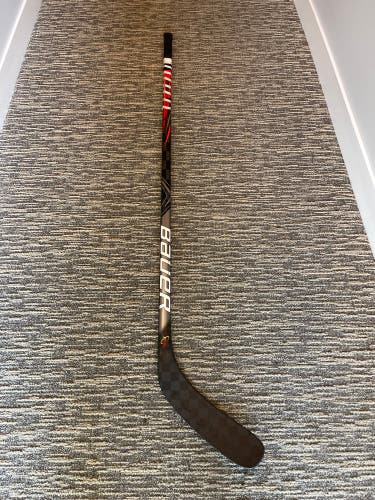 BAUER Vapor FlyLite Hockey Stick P88 Junior Flex55