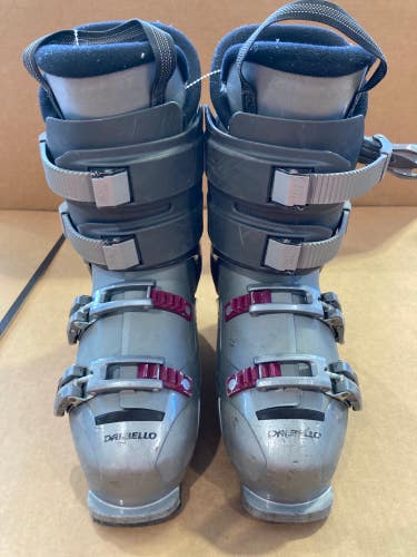 Mondo 27 & mondo 27.5 (310-319mm) Used Dalbello Vantge Ski Boots
