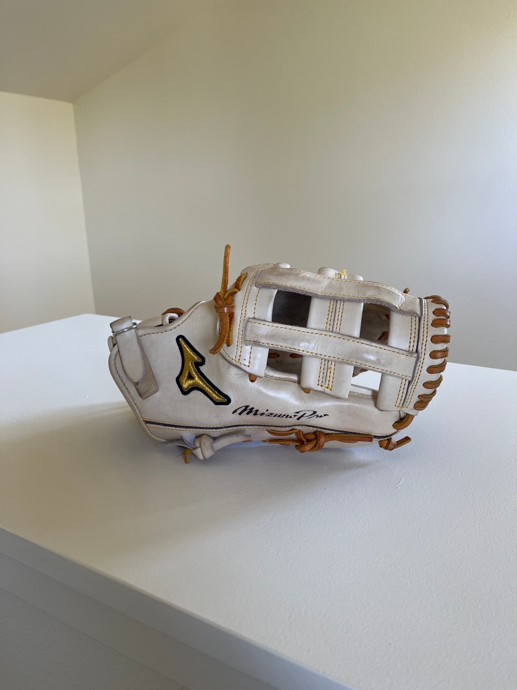 Mizuno Pro 13” First Base Glove