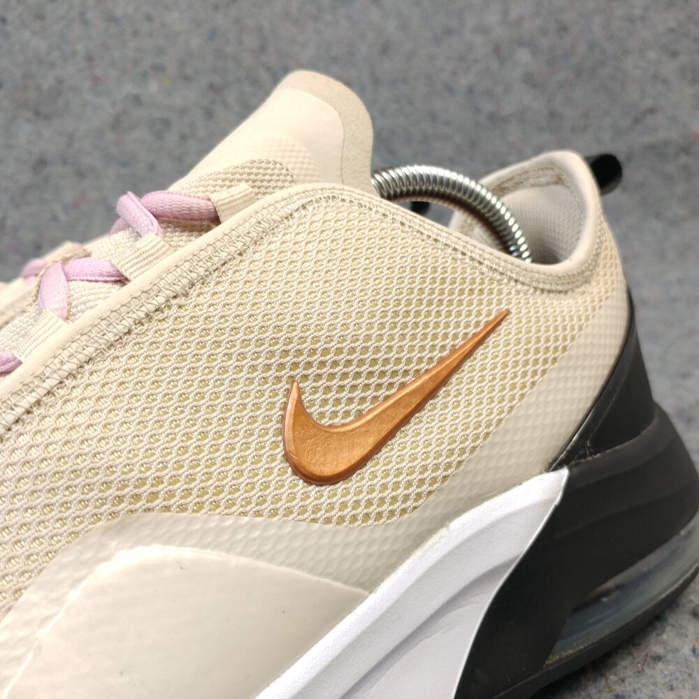 nike women's air max motion 2 shoes