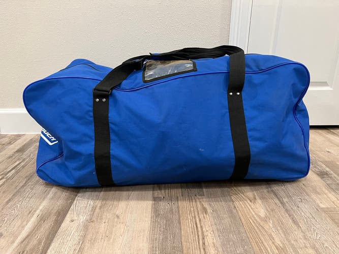 E3-1 Used Bauer Duffle Bag
