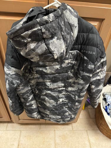 Spyder Puffy Black Camo Used XL Spyder Jacket